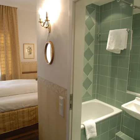 凯瑟杜特斯彻酒店 酒店 纽伦堡