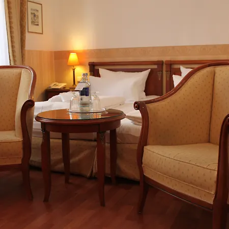 凯瑟杜特斯彻酒店 纽伦堡