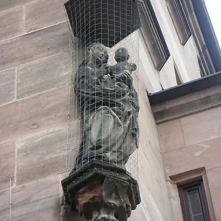 凯瑟杜特斯彻酒店 酒店