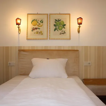 凯瑟杜特斯彻酒店