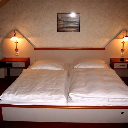 凯瑟杜特斯彻酒店 酒店