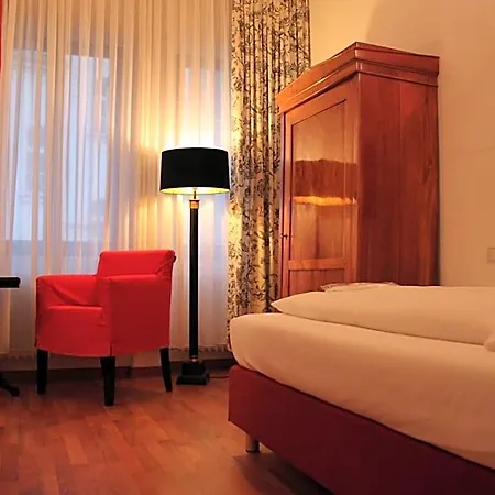 Deutscher Kaiser Hotel 3*