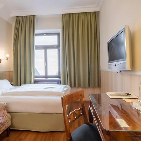 Hotel Deutscher Kaiser Núremberg